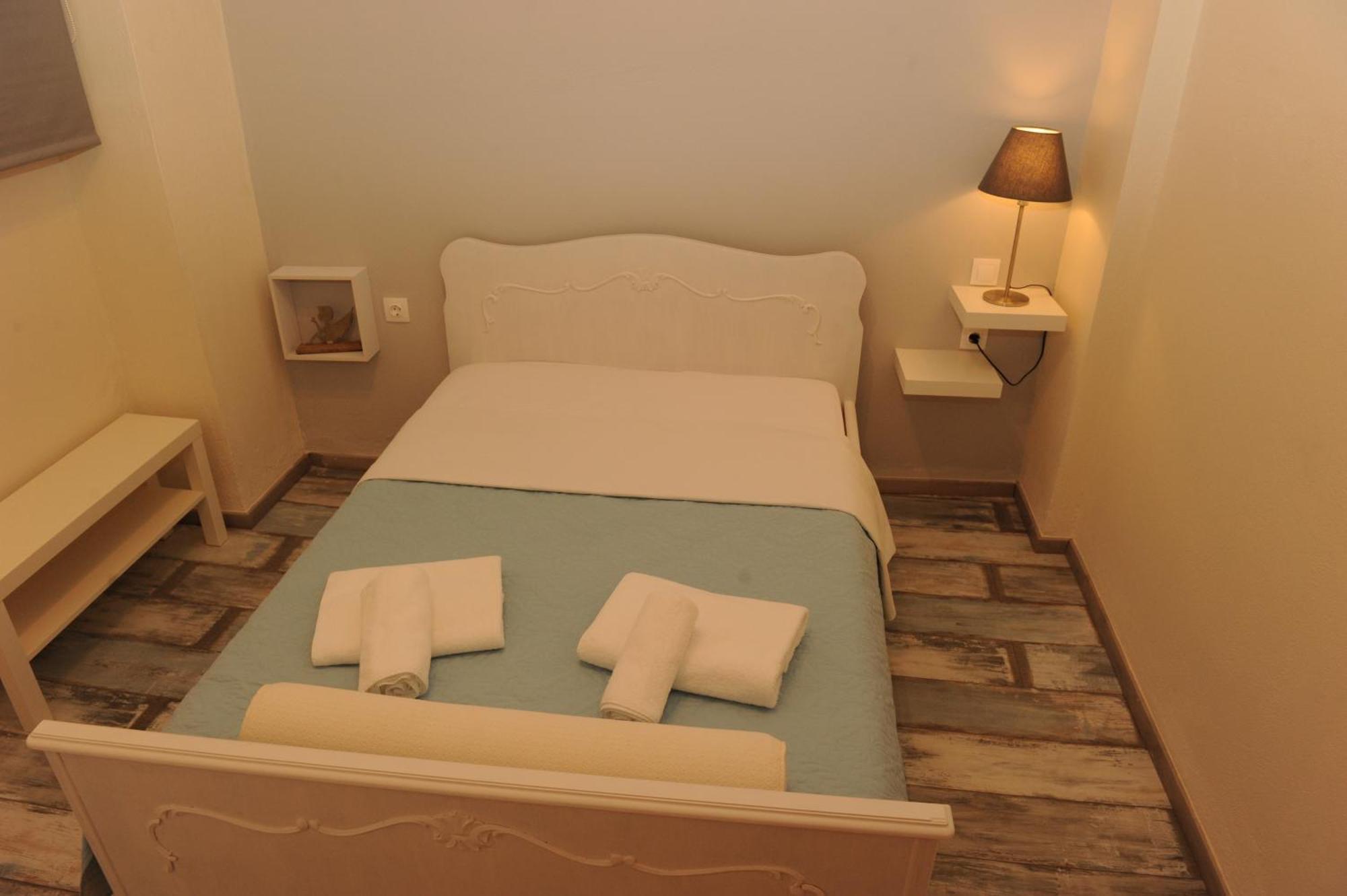 Delphic Moments - Sunny App 3Br, 2Ba With View Apartment Exterior foto